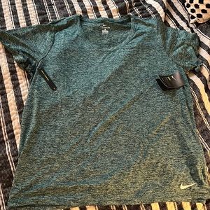 The Nike Tee, dry fit 1X